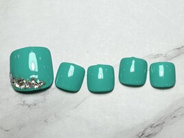 【初回オフ無料】キラキラネイル