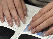 アース ネイルアンドアイラッシュ 甲府昭和店(HAIR & MAKE EARTH Nail&Eyelash)/綺麗めドットネイル