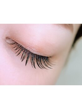 ボリュームのある目元にしたい