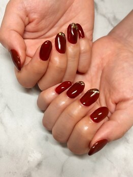 ワンカラーにポイントラメ