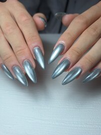 ロングネイルが美しい☆