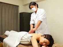 中目黒ゆう鍼灸 整骨院/腰痛/背中/鍼灸/マッサージ