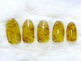 定番べっ甲ネイル