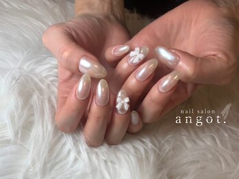 アンガット(angot.)/オーロラリボンネイル