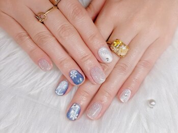 ビルドアップビューティー(Build Up Beauty)/雪の結晶シンプルネイル