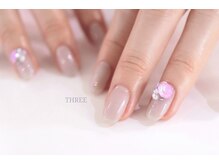 スリー 自由が丘(THREE)/シンプルビジューネイル