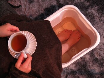 サロン ド エイチ(salon de H 1)/全てのメニューにフットバス付き