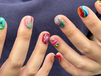 ミニョン 北堀江(mignon)/カラフルネイル