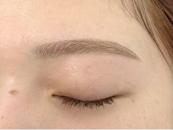 アンバイアオ 本町(UN by ao.)/眉カラーで一気に垢抜け!