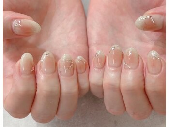 ネイルアンドアイラッシュスタジオ シュシュ(chouchou)/マグ×チークワンホン韓国