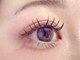 スリーアイ(THREE EYE)の写真/《梅田徒歩5分》フラットラッシュ120本!まつ毛の弱い方にも負担が少ないフラットラッシュを丁寧に装着