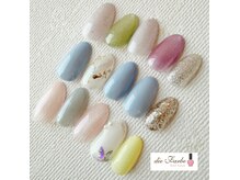 ネイルサロン ディファーベ(die Farbe)の雰囲気（大人気のオフ込みコース♪季節によってデザインが変わります）