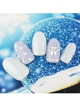 ラ カゼッタ(La casetta)/パール雪だるまネイル