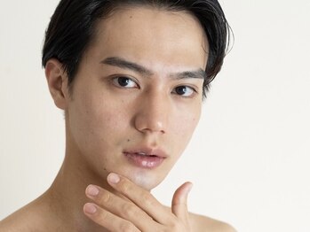 クロス(XROSS)の写真/【毛穴&凸凹肌ケア】男性の悩みに特化しているからこそきめ細やか◎顔の産毛WAXで毛穴ごわつきも綺麗に◎