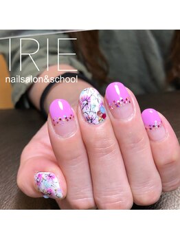 フラワーネイル