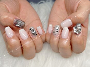 SNS人気持ち込みデザインネイル