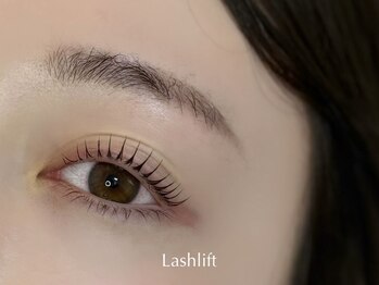 フラックスアンドビューティー(flax&BEAUTY)の写真/【韓国ロッド】【ブラックティント】話題の商材も多数ご用意◎トレンドを取り入れた目元デザインをご提案◎