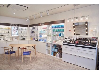 コスメサロン アイーシャ(cosme salon Aiysha)の写真