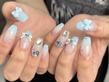 ビー 紙屋町(bii)の写真/ニュアンスからキレイめまで幅広いデザインに対応!持ち込み大歓迎◎周りと差がつく理想の指先を叶えます☆