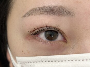 イーエムエー(e.m.a)/まつ毛パーマ