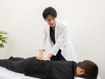 ファミリア整体院 西船橋院の写真/【メンズ当店人気メニューNo1】身体のコトならお任せ！”全身改善整体￥3980 ”船橋の男性の方も通いやすい