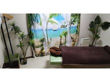 ほぐし屋 マスミの雰囲気（岩盤浴ベッドで、お客様のお体に合わせた施術を行います）