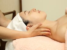 メナードフェイシャルサロン 狛江駅前店/◆首肩周りも明るく軽く