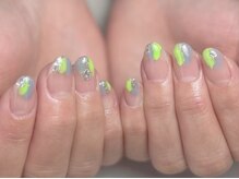 ジヅメイクセイ フィルイン センモンテン プティロコ(- Petit.roco)/【3位】鮮やかなネイルアート