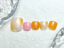 6.40種から選べるフットネイル