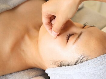 ゼロ美人 那覇店(ZERO美人)の写真/【医療提携☆結果重視！のシミケア専門店】自社開発マシンでシミしわ改善/くすみ/毛穴/フェイスラインに☆