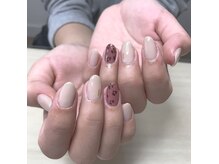 ヒトミネイルズ(Hitomi Nails)/