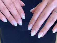 リッシュ(RICHE)/ホワイトグラデーション