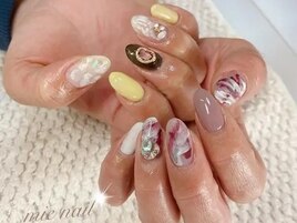 nail