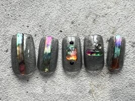 秋色モード系ビジューネイル