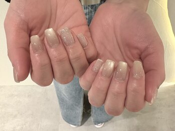 サンジュウヨン(34)/マグネットネイル パラジェル