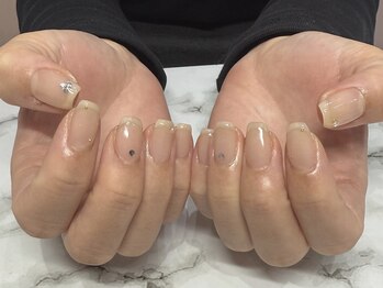 ウタシロイロ/自爪風ネイル