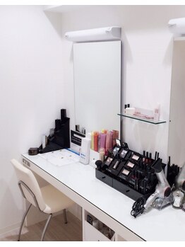 ポーラ ザ ビューティ 烏丸蛸薬師店(POLA THE BEAUTY)/充実のメイクルーム、手ぶらOK！