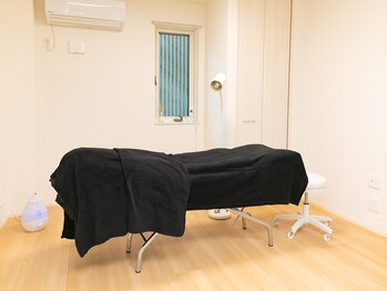 アイラッシュリング(EYELASH RING)/施術台