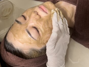 ビオルブ(VIOLVE)の写真/【肌荒れ・毛穴のお悩みに】毛穴洗浄&ハーブピーリング＆フェイスwaxでお悩み徹底解消☆