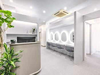 プラチナムドール 高知はりまや店(PLATINUMDOLL)の写真/【ついに高知上陸!初めての方も◎】アイブロウ/まつ毛パーマ/まつエクで“可愛くなりたい”をサポート!