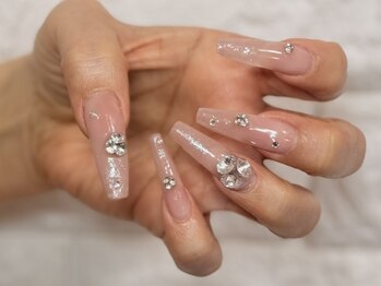 ネイル スワンベリーの写真/美しい指先を手に入れたいあなたへ。チップジェルで指先から華やかさを引き出し、魅力的なネイルを実現♪