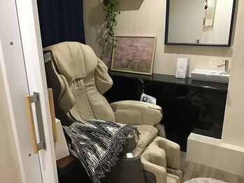 水素サロン健康の森 千歳烏山店/マッサージ空間