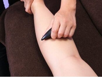 モモン シャルール/バザルトストーンもお勧めです♪