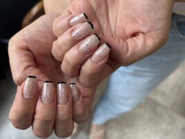 'フレンチネイル'