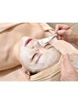 ホウレイ線・たるみ改善！予防ケア