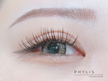 フィリス アイラッシュ 横浜ランドマークプラザ店(PHYLIS)の写真/【Wフラットラッシュ80束(160本)】Wフラットで自然にボリュームアップ、理想の目元に！