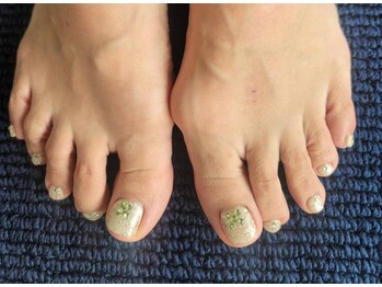 カドゥ サロンドボーテ(KADo salon de beaute)/フットネイル