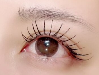 リトル(Litll)の写真/あなたのなりたい理想の目元を実現します★人気の軽量フラットラッシュ♪モチの良さも大好評◎