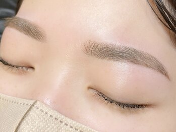 ムゥズファム(Mus' Fam)/#アイブロウ