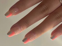 スエン(Suen)/先端マットピンク×グレー